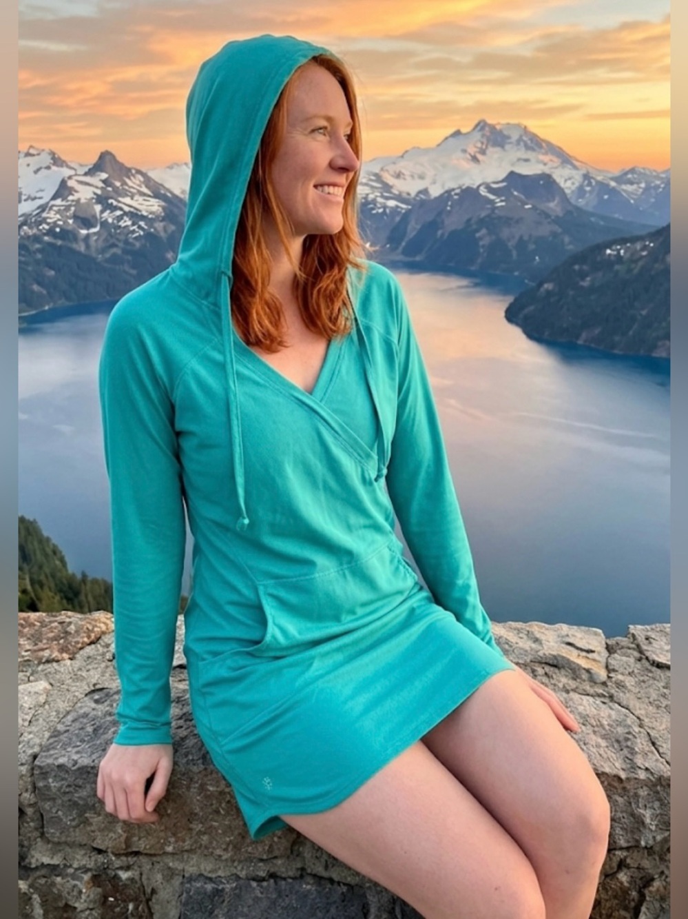 Athleta Wick-It Wader Teal Long Sleeve Swim Cover-Up Dress M